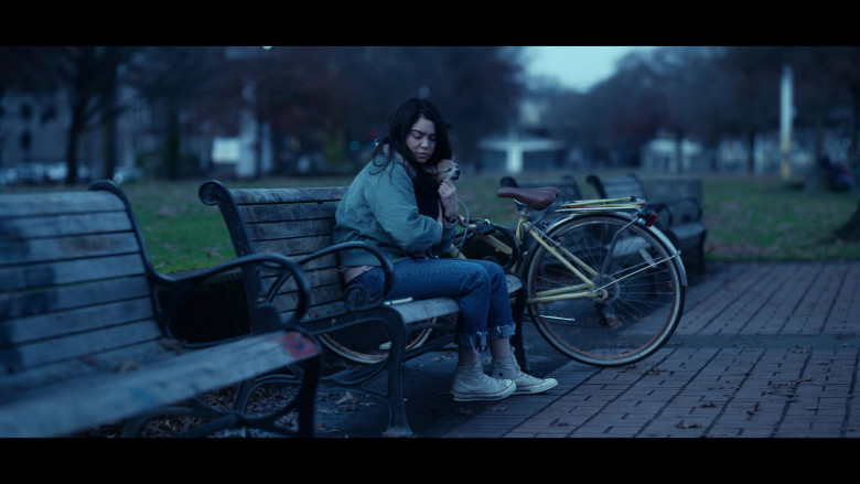 Auliʻi Cravalho as Amber Appleton Wears Converse Shoes in All Together Now Movie (2)
