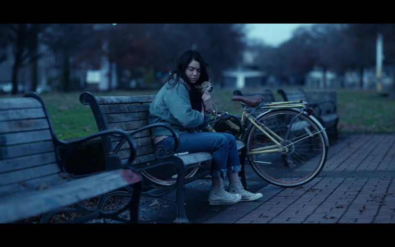 Converse Sneakers of Auliʻi Cravalho as Amber Appleton in All Together Now (2020)