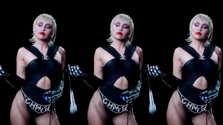 Chanel in Midnight Sky by Miley Cyrus (7)