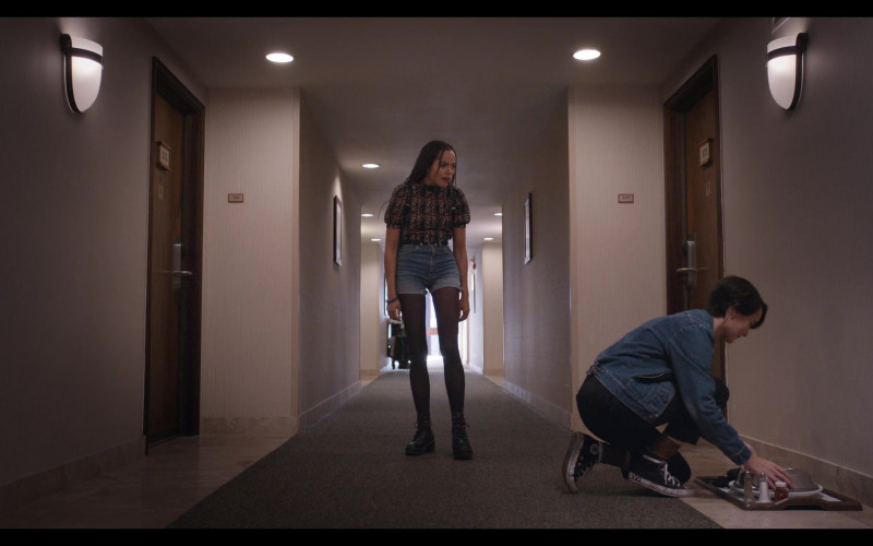 Converse High Top Sneakers Worn by Brianna Hildebrand as Elodie Davis in Trinkets S02E06