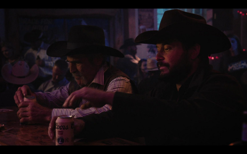 Coors Banquet Beer Cans in Yellowstone S03E08 (2)
