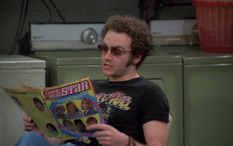 Danny Masterson as Steven Hyde Reading Tiger Beat Magazine in That '70s Show Season 5 Episode 18