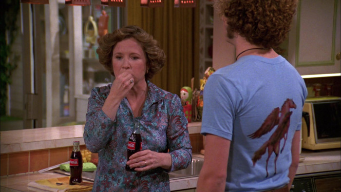 Coca Cola Soda Enjoyed By Debra Jo Rupp As Kitty Forman In That 70s