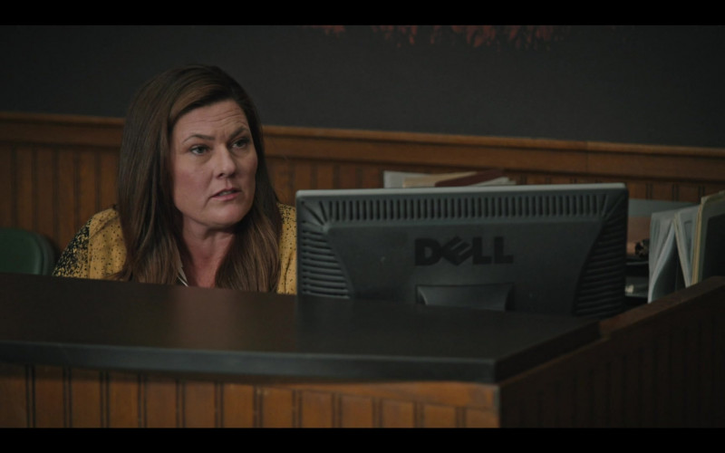 Dell Monitor Used by Actress in Yellowstone S03E10