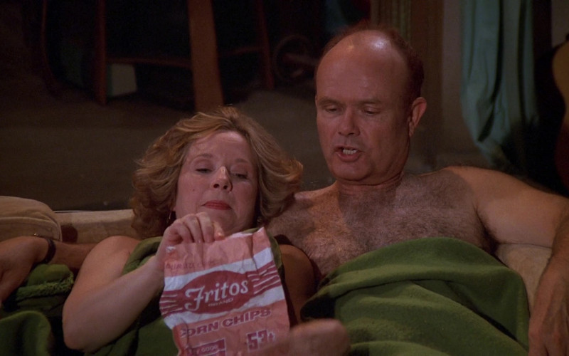 Fritos Corn Chips Enjoyed by Debra Jo Rupp as Kitty Forman & Kurtwood Smith as Red Forman in That '70s Show S02E10 (1)