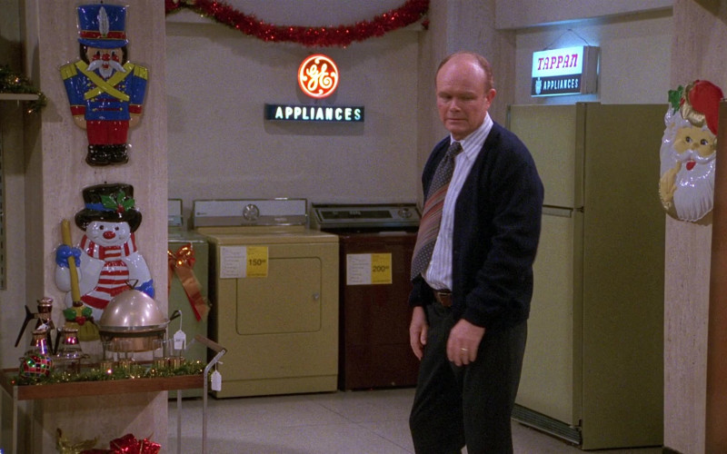 General Electric and Tappan Signs in That '70s Show S01E11 (2)