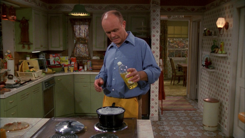 General Mills Trix and Cheerios Cereals in That ’70s Show S02E08 (3)