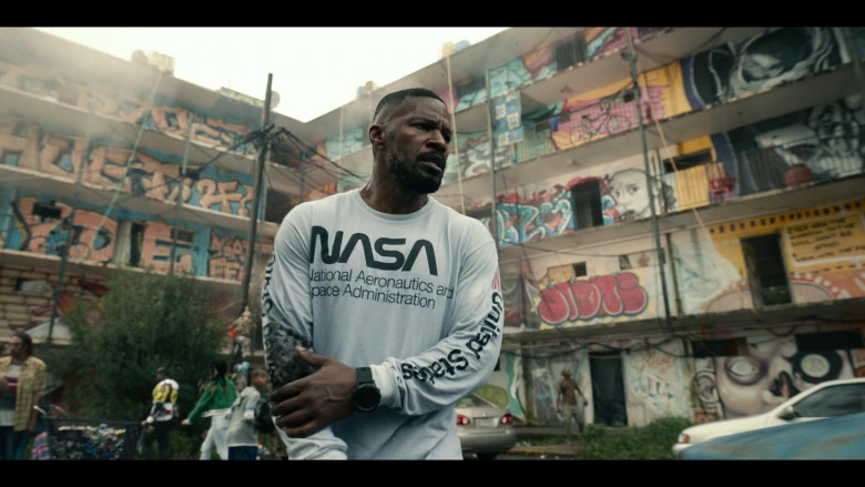 Jamie Foxx Wears Mister Tee Nasa United States White Longsleeve Top Outfit in Project Power Movie (3)