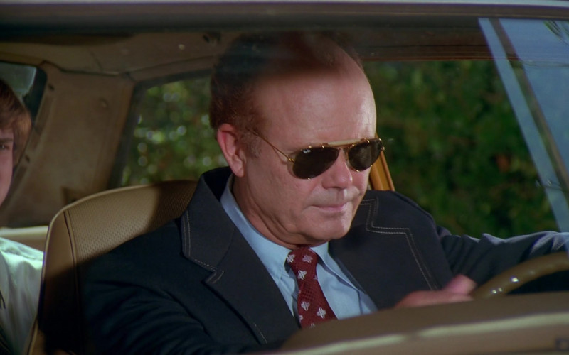 Kurtwood Smith as Red Forman Wears Ray-Ban Outdoorsman Aviator Sunglasses in That '70s Show