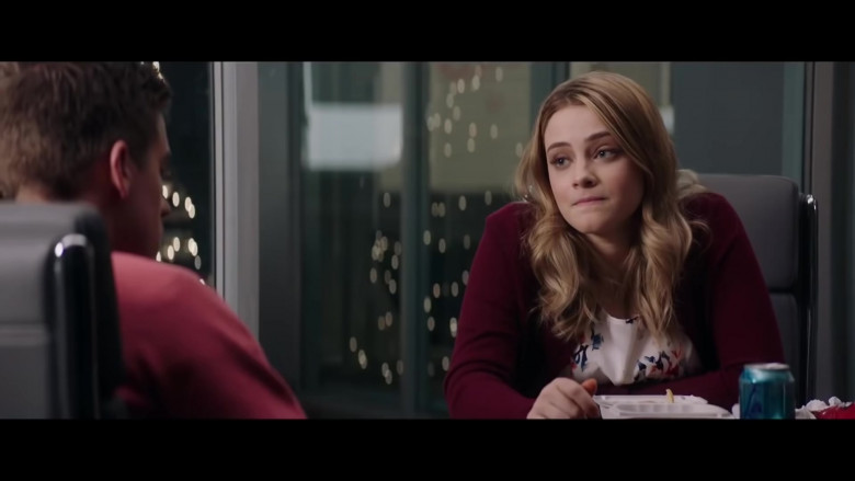 LaCroix Sparkling Water of Josephine Langford as Tessa Young in After We Collided