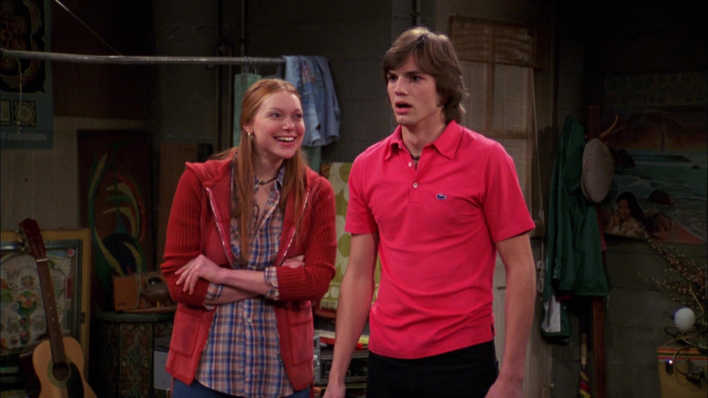 Lacoste Pink Polo Shirt Outfit of Ashton Kutcher as Michael in That '70s Show S03E18 (3)