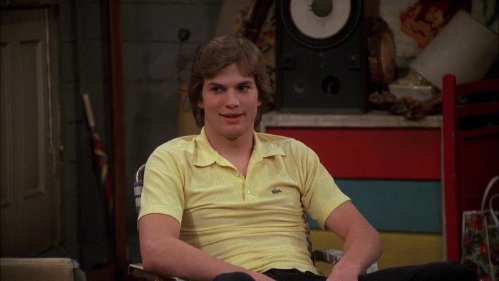 Lacoste Shirt Yellow Of Ashton Kutcher As Michael Kelso In That 70s Show S04e26 “everybody 3893
