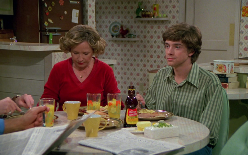 Mrs. Butterworth's Syrup in That '70s Show S02E13 "Hunting" (2000)