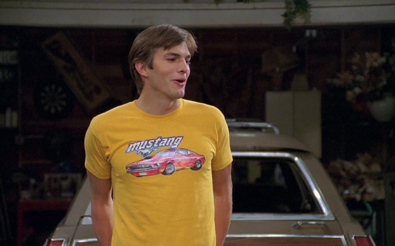 Mustang Yellow T-Shirt Worn by Ashton Kutcher as Michael Kelso in That '70s Show S06E02 (1)