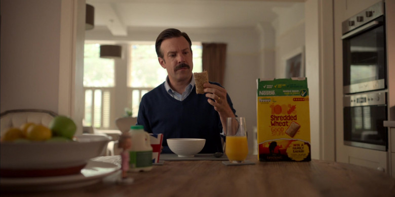 Nestle Shredded Wheat Cereal Enjoyed by Jason Sudeikis in Ted Lasso S01E02 (2)