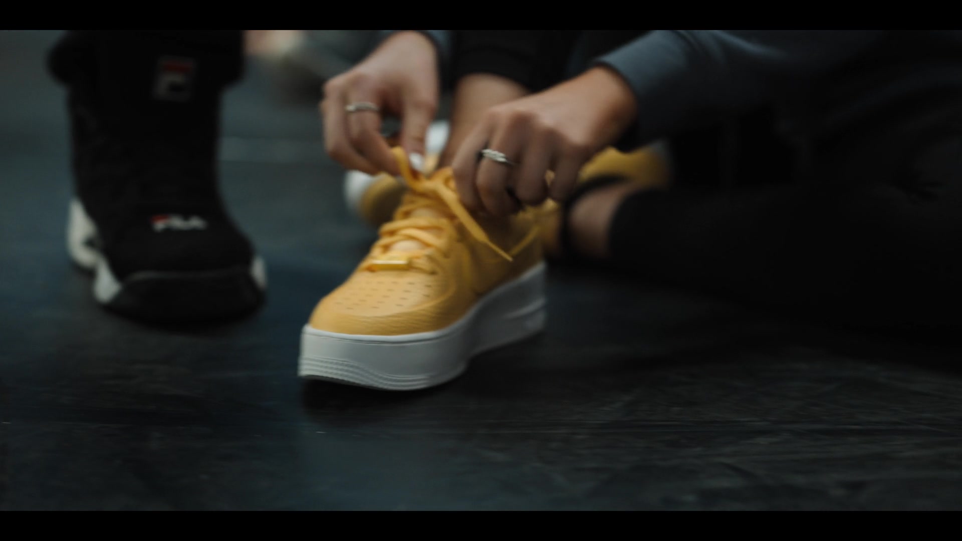 Air Force 1 Top Yellow Sneakers In Work It (2020)