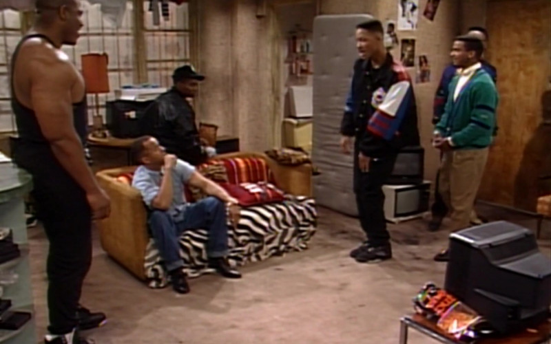 Nike Black Sneakers Worn by Actor in The Fresh Prince of Bel-Air S01E23
