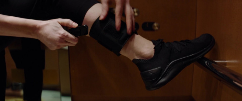 Nike Black Sneakers of Jessica Chastain in Ava (2020)