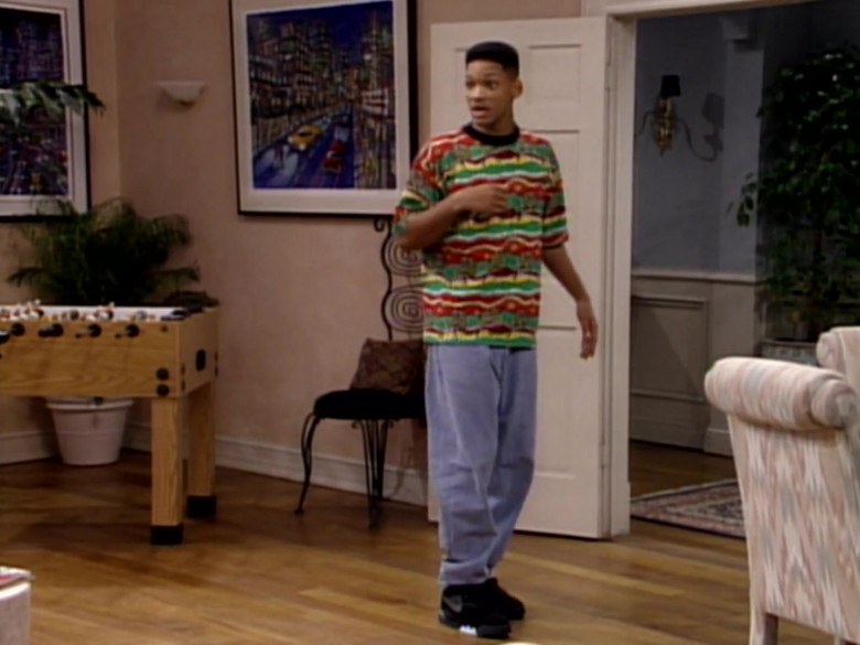 Nike Sneakers, Jeans and Colorful Print T-Shirt Outfit Worn by Will Smith (3)