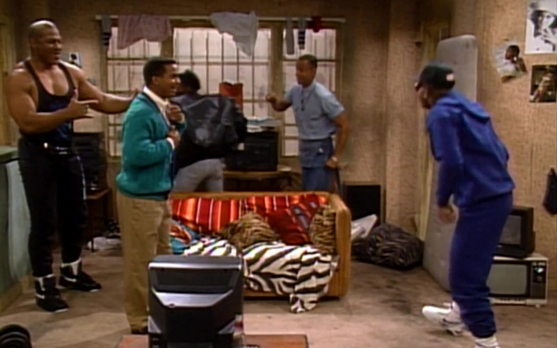 Nike White Shoes For Men in The Fresh Prince of Bel-Air S01E23