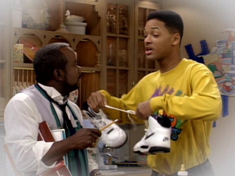 Nike White Sneakers and Yellow Sweatshirt Outfit of Will Smith in The Fresh Prince of Bel-Air S03E16 (2)