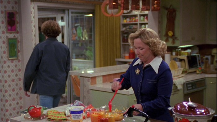 Pyrex Measuring Cup Of Debra Jo Rupp As Kitty Forman In That 70s Show