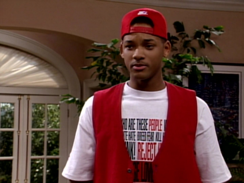 Starter Cap, Red Vest and White T-Shirt Outfit of Will Smith (3)
