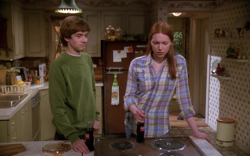 Topher Grace as Eric Forman & Laura Prepon as Donna Pinciotti Enjoying Coca-Cola Soda in That '70s Show