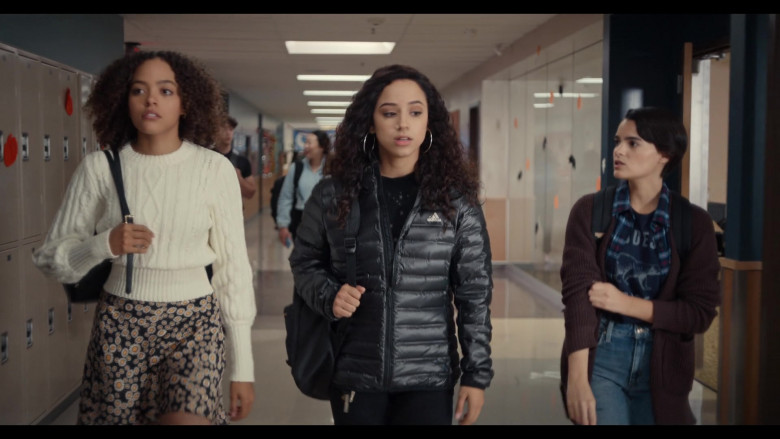 Trinkets S02E04 Outfits – Adidas Puffer Jacket of Kiana Madeira as Moe Truax (2)