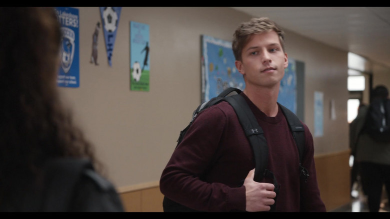 UA Charged Backpack Carried by Brandon Butler as Brady Finch in Trinkets S02E09 (1)