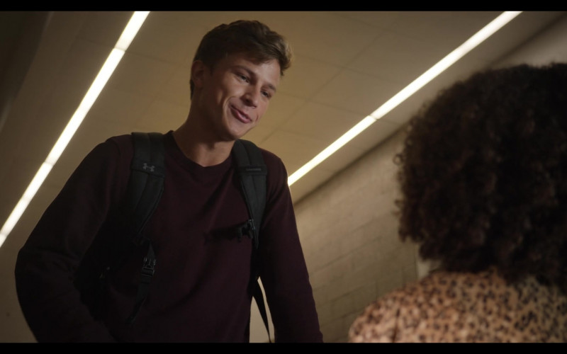 Under Armour Backpack of Brandon Butler as Brady Finch in Trinkets S02E02