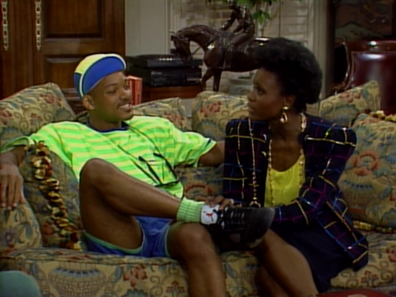 Will Smith Wears Air Jordan Black Sneakers, Green T-Shirt and Blue Shorts Outfit (2)