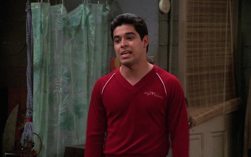 Wilmer Valderrama as Fez Wears Sergio Valente Red V-Neck Sweater Outfit in That '70s Show (2)