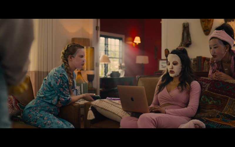 Apple MacBook Laptop of Kara Royster as Kaylee in Unpregnant Movie (1)