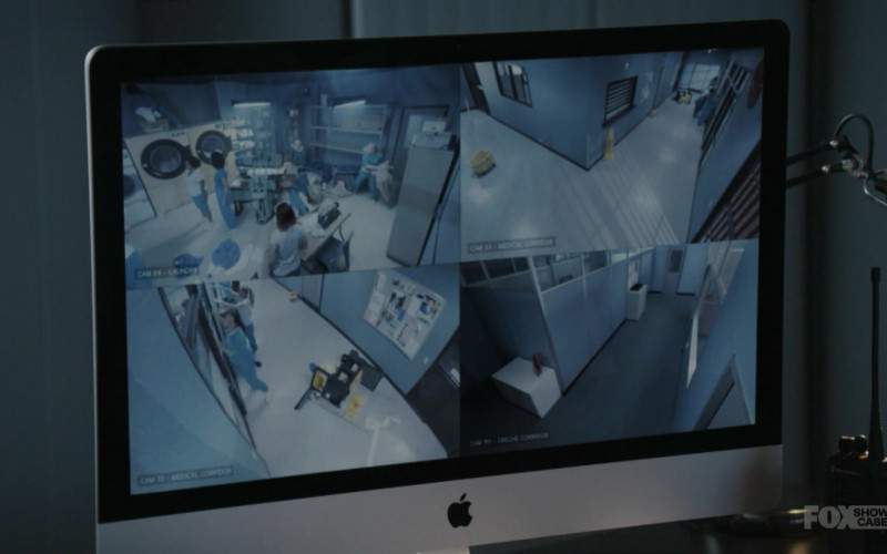 Apple iMac Computer in Wentworth S08E08 Goldfish Pt 2 (1)