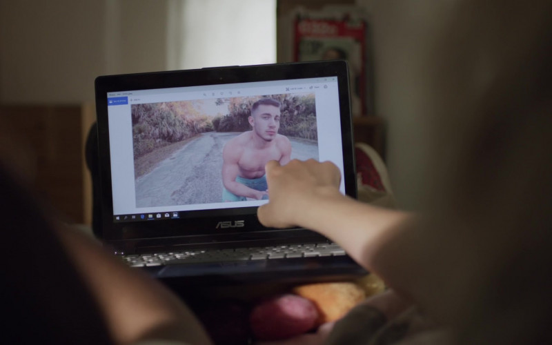 Asus Laptop in We Are Who We Are (Episode 3, 2020)