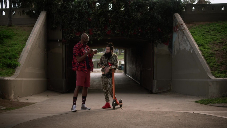 Converse Sneakers of John Salley as Fletcher in L.A.'s Finest S02E09 (1)