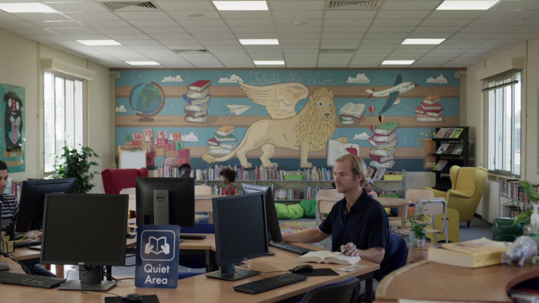 Dell Monitors in We Are Who We Are (Episode 3, 2020)