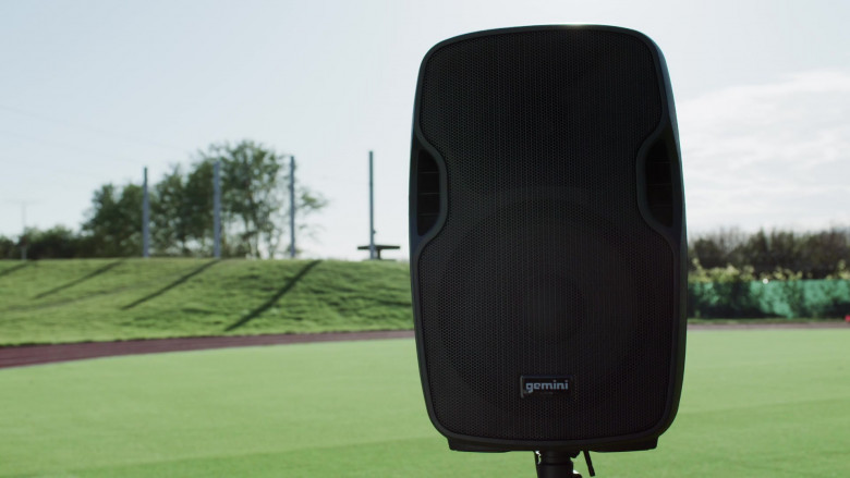 Gemini Sound Speaker in We Are Who We Are S01E01 (2020)