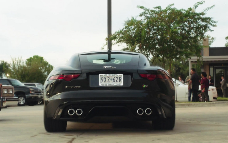 Jaguar F-type R Sports Car in Filthy Rich S01E02 TV Show