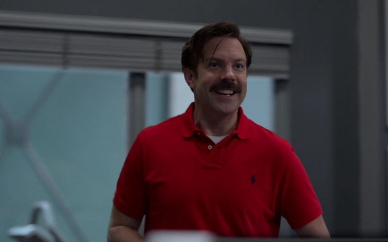 Jason Sudeikis Wears Ralph Lauren Red Polo Shirt Outfit in Ted Lasso S01E06 TV Show
