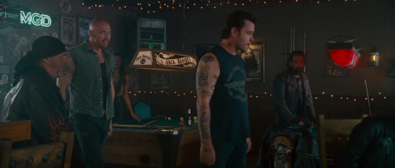 MGD Beer Sign and Jack Daniel's Lamp in Wild Hogs (2007)