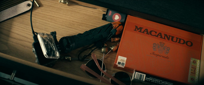 Macanudo Inspirado Cigars Box in The Boys S02E06 TV Show (2)