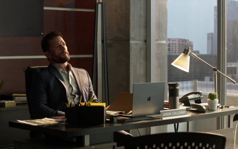 Microsoft Surface Laptop Used by David Fumero as Lt. Jason Calloway in L.A.'s Finest S02E05 (3)