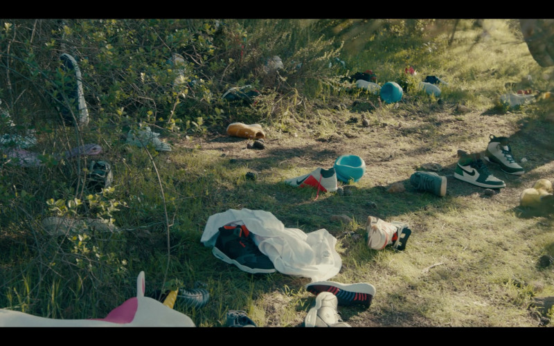 Nike Sneakers on the Grass in Sneakerheads S01E03 The Match (2020)