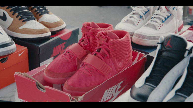 Nike and Air Jordan Shoes in the Store in Sneakerheads S01E02 (6)