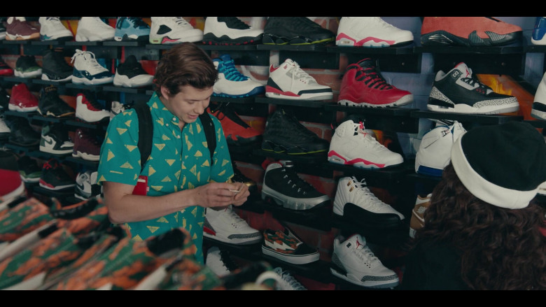 Nike and Air Jordan Shoes in the Store in Sneakerheads S01E02 (8)