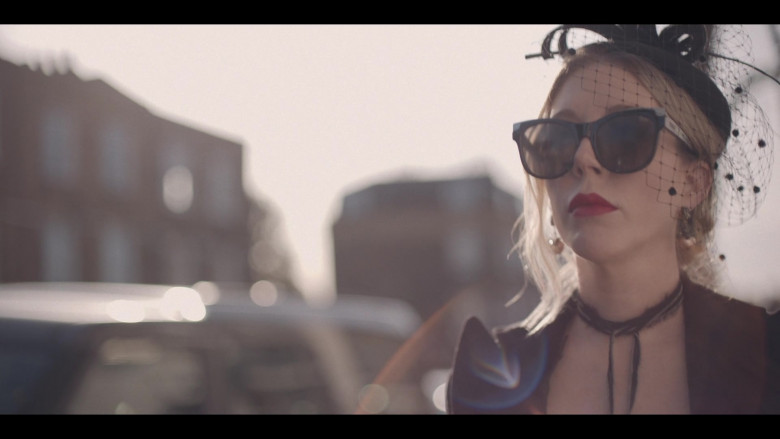 Quay Sunglasses of Katherine Ryan in The Duchess S01 TV Show by Netflix (1)