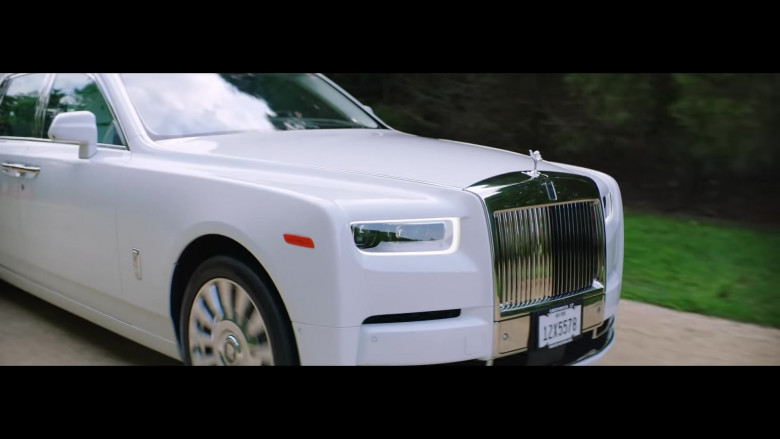 Rolls-Royce Phantom White Luxury Vehicle in “Pa’ Ti + Lonely” Music Video 2020 by Jennifer Lopez & Maluma (6)