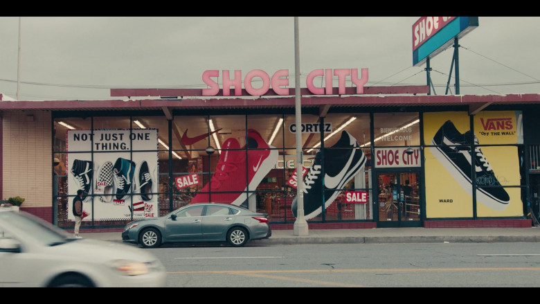 Shoe City Store, Nike and Vans Logos in Sneakerheads Season 1 Episode 6